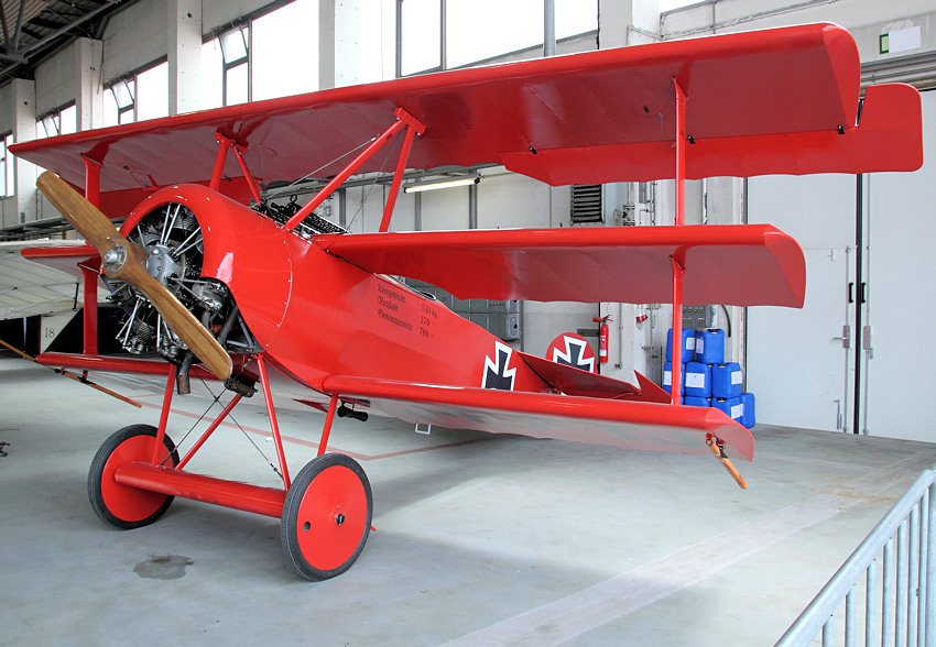Fokker DR I: Dreidecker-Jagdflugzeug von 1917 des Roten Baron Manfred von  Richthofen (Fokker DR 1)